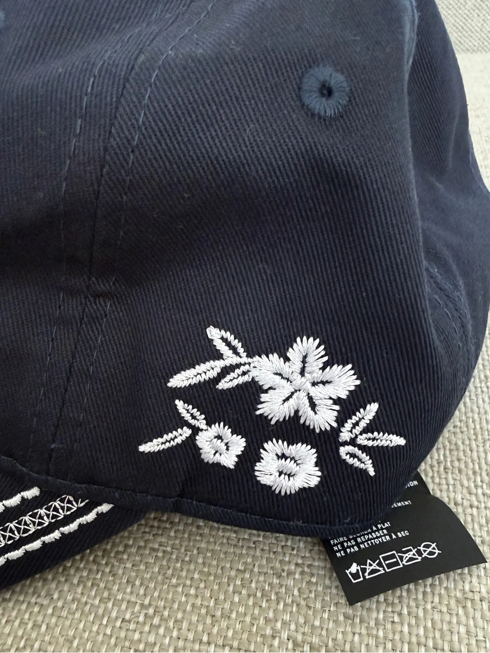Women’s Floral Embroidered Baseball Cap
